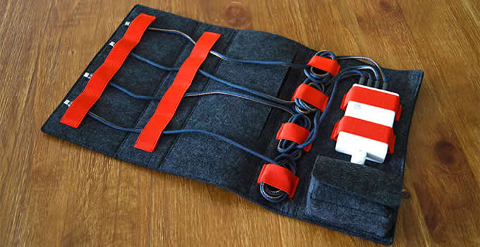  Universal Cable Travel Organizer Wool Felt Case built-in 4-Port USB AC Adapter
